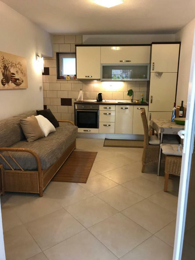 Apartman Dvor มาคาร์สกา ภายนอก รูปภาพ