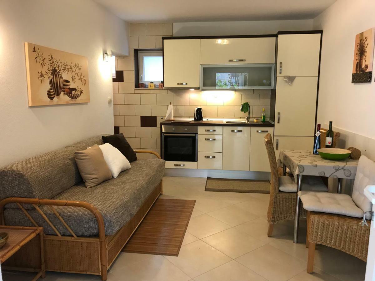 Apartman Dvor มาคาร์สกา ภายนอก รูปภาพ